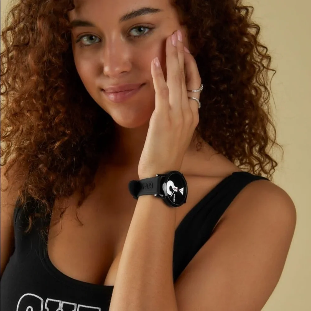 NEW GUESS Black Case Black Silicone UNISEX Watch
